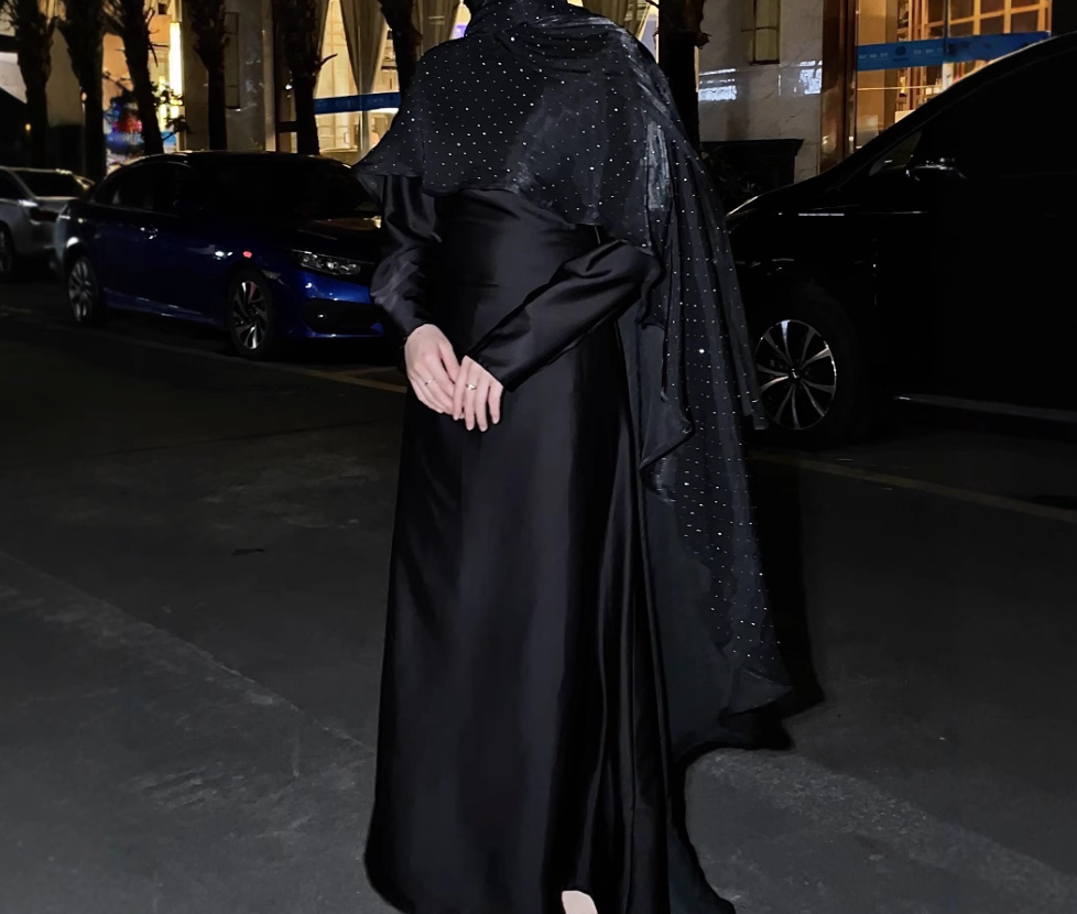 Abaya Eleeza