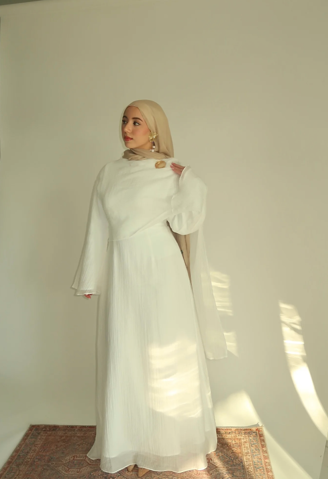 Abaya Almas
